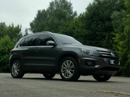 Фольксваген Тигуан 2012 в Переяславе-Хмельницком на Automoto.ua Серый Фольксваген Тигуан, объемом двигателя 2 л и пробегом 205 тыс. км за 12700 $, фото 1 на Automoto.ua