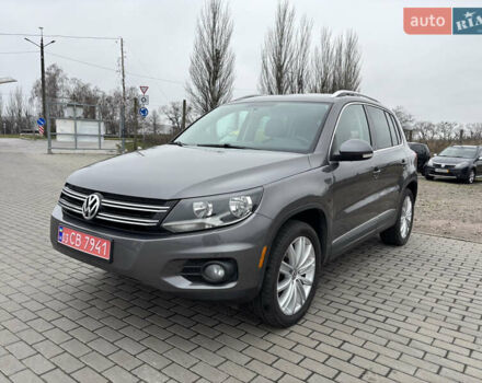 Серый Фольксваген Тигуан, объемом двигателя 1.98 л и пробегом 239 тыс. км за 11000 $, фото 1 на Automoto.ua