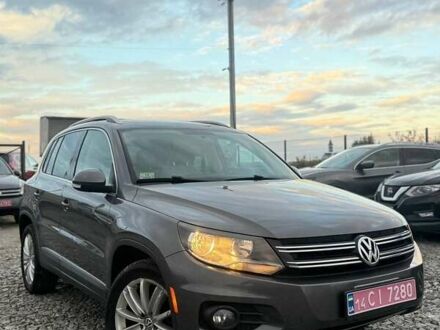 Серый Фольксваген Тигуан, объемом двигателя 1.98 л и пробегом 212 тыс. км за 10499 $, фото 1 на Automoto.ua