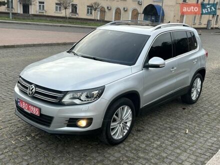 Сірий Фольксваген Тігуан, об'ємом двигуна 1.99 л та пробігом 118 тис. км за 16500 $, фото 1 на Automoto.ua