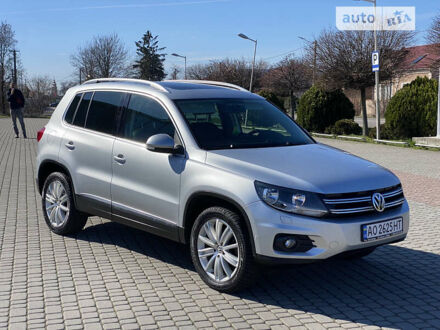 Фольксваген Тигуан 2012 в Ужгороде на Automoto.ua Серый Фольксваген Тигуан, объемом двигателя 2 л и пробегом 231 тыс. км за 10999 $, фото 1 на Automoto.ua