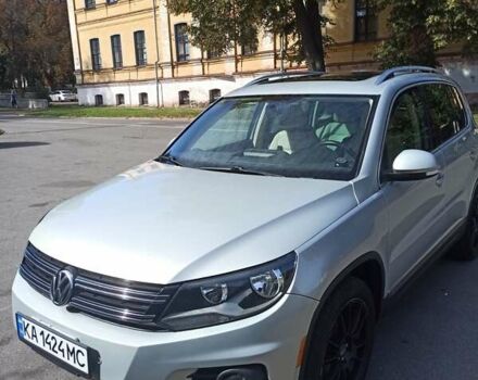 Сірий Фольксваген Тігуан, об'ємом двигуна 1.98 л та пробігом 174 тис. км за 11300 $, фото 1 на Automoto.ua