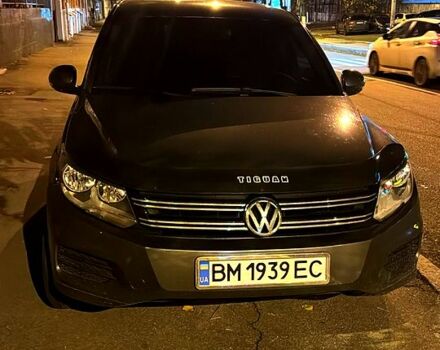 Серый Фольксваген Тигуан, объемом двигателя 2 л и пробегом 196 тыс. км за 12000 $, фото 1 на Automoto.ua