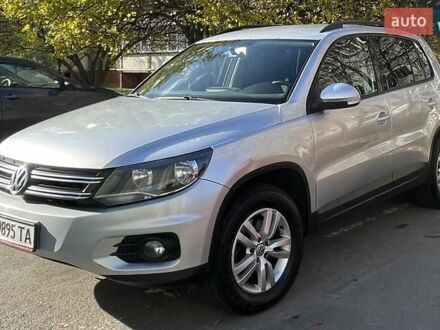 Серый Фольксваген Тигуан, объемом двигателя 1.98 л и пробегом 250 тыс. км за 13200 $, фото 1 на Automoto.ua