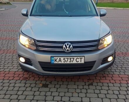 Серый Фольксваген Тигуан, объемом двигателя 2 л и пробегом 193 тыс. км за 10500 $, фото 1 на Automoto.ua