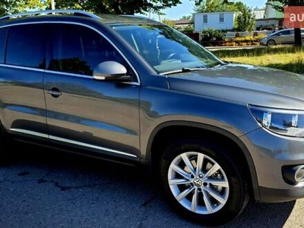 Серый Фольксваген Тигуан, объемом двигателя 1.98 л и пробегом 130 тыс. км за 14400 $, фото 1 на Automoto.ua