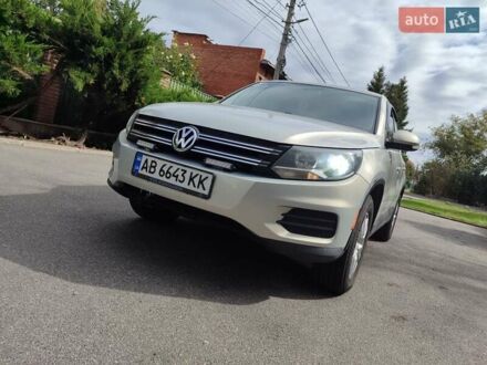 Сірий Фольксваген Тігуан, об'ємом двигуна 1.98 л та пробігом 267 тис. км за 13500 $, фото 1 на Automoto.ua