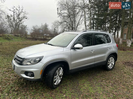 Серый Фольксваген Тигуан, объемом двигателя 1.98 л и пробегом 259 тыс. км за 9800 $, фото 1 на Automoto.ua
