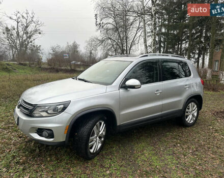 Серый Фольксваген Тигуан, объемом двигателя 1.98 л и пробегом 259 тыс. км за 9800 $, фото 1 на Automoto.ua