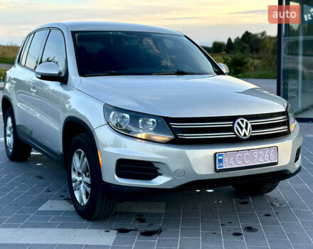 Серый Фольксваген Тигуан, объемом двигателя 2 л и пробегом 204 тыс. км за 8600 $, фото 1 на Automoto.ua