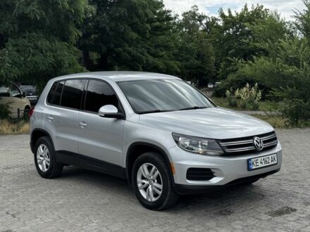 Фольксваген Тигуан 2013 в Днепре (Днепропетровске) на Automoto.ua Серый Фольксваген Тигуан, объемом двигателя 2 л и пробегом 160 тыс. км за 11000 $, фото 1 на Automoto.ua