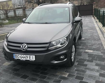 Серый Фольксваген Тигуан, объемом двигателя 1.98 л и пробегом 143 тыс. км за 10300 $, фото 1 на Automoto.ua