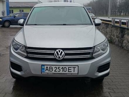 Серый Фольксваген Тигуан, объемом двигателя 1.98 л и пробегом 187 тыс. км за 12500 $, фото 1 на Automoto.ua