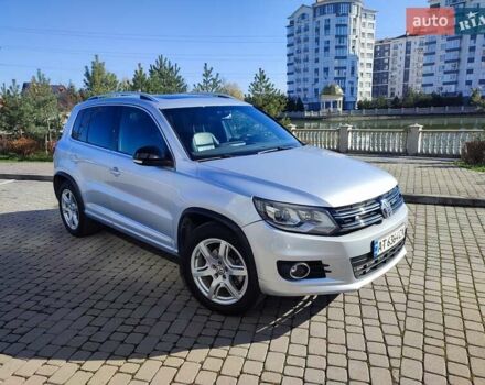 Серый Фольксваген Тигуан, объемом двигателя 1.98 л и пробегом 224 тыс. км за 11400 $, фото 1 на Automoto.ua