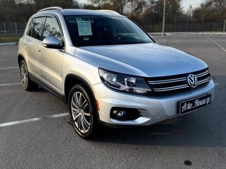 Серый Фольксваген Тигуан, объемом двигателя 0 л и пробегом 160 тыс. км за 10999 $, фото 1 на Automoto.ua