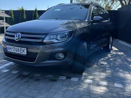 Сірий Фольксваген Тігуан, об'ємом двигуна 1.97 л та пробігом 205 тис. км за 17500 $, фото 1 на Automoto.ua