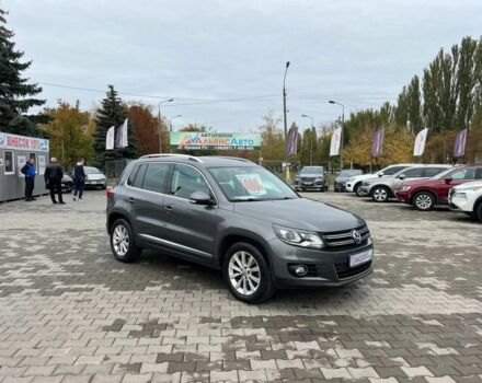 Серый Фольксваген Тигуан, объемом двигателя 2 л и пробегом 140 тыс. км за 17500 $, фото 1 на Automoto.ua