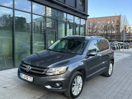 Серый Фольксваген Тигуан, объемом двигателя 1.98 л и пробегом 149 тыс. км за 13000 $, фото 1 на Automoto.ua