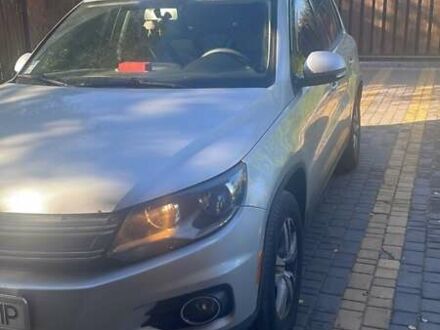 Серый Фольксваген Тигуан, объемом двигателя 1.98 л и пробегом 215 тыс. км за 11500 $, фото 1 на Automoto.ua