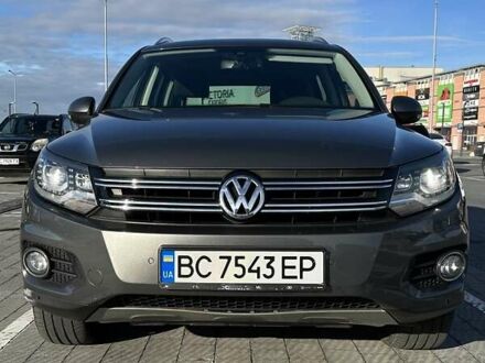 Сірий Фольксваген Тігуан, об'ємом двигуна 1.97 л та пробігом 135 тис. км за 13700 $, фото 1 на Automoto.ua