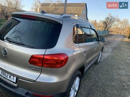 Сірий Фольксваген Тігуан, об'ємом двигуна 2 л та пробігом 140 тис. км за 16500 $, фото 1 на Automoto.ua