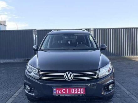 Серый Фольксваген Тигуан, объемом двигателя 1.97 л и пробегом 162 тыс. км за 17499 $, фото 1 на Automoto.ua