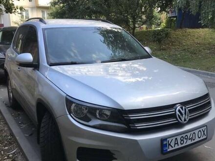 Сірий Фольксваген Тігуан, об'ємом двигуна 1.98 л та пробігом 171 тис. км за 12800 $, фото 1 на Automoto.ua