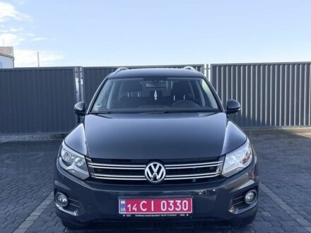 Серый Фольксваген Тигуан, объемом двигателя 2 л и пробегом 160 тыс. км за 17499 $, фото 1 на Automoto.ua