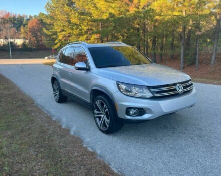 Серый Фольксваген Тигуан, объемом двигателя 2 л и пробегом 78 тыс. км за 4600 $, фото 1 на Automoto.ua