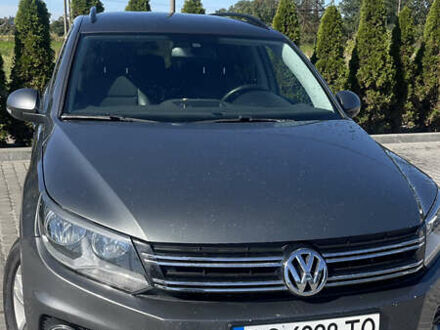Сірий Фольксваген Тігуан, об'ємом двигуна 1.98 л та пробігом 148 тис. км за 13000 $, фото 1 на Automoto.ua