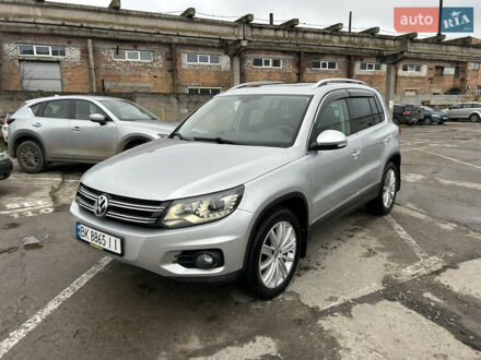 Серый Фольксваген Тигуан, объемом двигателя 1.98 л и пробегом 117 тыс. км за 14500 $, фото 1 на Automoto.ua