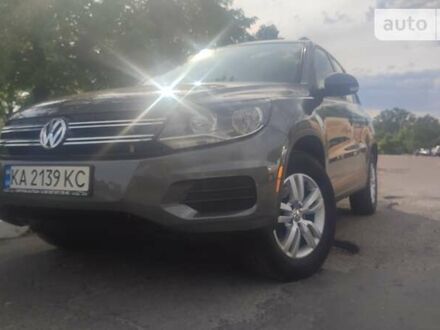 Фольксваген Тігуан 2016 у Запоріжжя на Automoto.ua Сірий Фольксваген Тігуан, об'ємом двигуна 2 л та пробігом 127 тис. км за 16000 $, фото 1 на Automoto.ua
