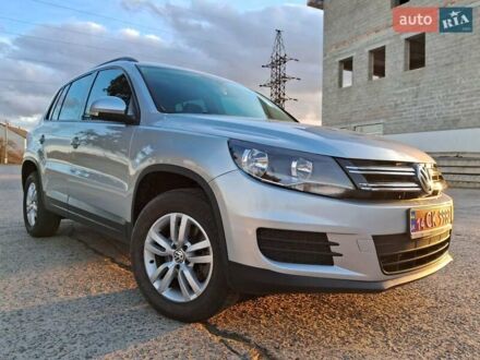 Сірий Фольксваген Тігуан, об'ємом двигуна 2 л та пробігом 190 тис. км за 11650 $, фото 1 на Automoto.ua