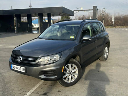 Сірий Фольксваген Тігуан, об'ємом двигуна 1.98 л та пробігом 120 тис. км за 12800 $, фото 1 на Automoto.ua