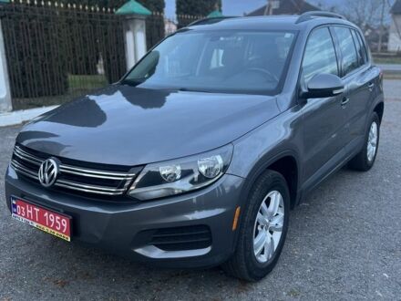 Серый Фольксваген Тигуан, объемом двигателя 2 л и пробегом 220 тыс. км за 12350 $, фото 1 на Automoto.ua