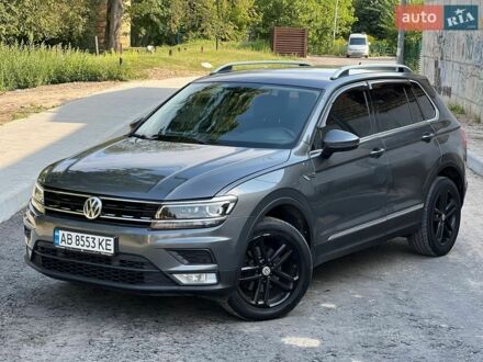 Сірий Фольксваген Тігуан, об'ємом двигуна 1.98 л та пробігом 213 тис. км за 18500 $, фото 1 на Automoto.ua
