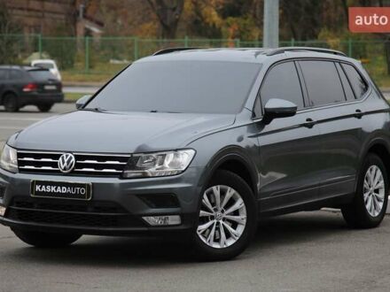 Сірий Фольксваген Тігуан, об'ємом двигуна 1.98 л та пробігом 160 тис. км за 16900 $, фото 1 на Automoto.ua