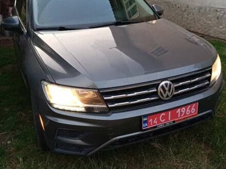 Фольксваген Тигуан 2017 в Славском на Automoto.ua Серый Фольксваген Тигуан, объемом двигателя 2 л и пробегом 110 тыс. км за 20000 $, фото 1 на Automoto.ua