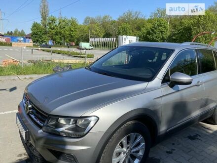 Фольксваген Тигуан 2017 в Виннице на Automoto.ua Серый Фольксваген Тигуан, объемом двигателя 1.6 л и пробегом 127 тыс. км за 15500 $, фото 1 на Automoto.ua