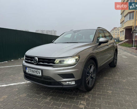 Серый Фольксваген Тигуан, объемом двигателя 1.97 л и пробегом 149 тыс. км за 25000 $, фото 1 на Automoto.ua