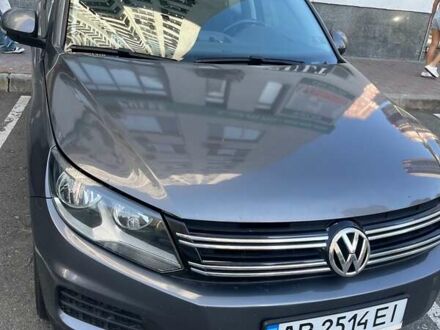 Серый Фольксваген Тигуан, объемом двигателя 1.98 л и пробегом 120 тыс. км за 15700 $, фото 1 на Automoto.ua