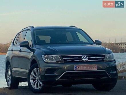 Серый Фольксваген Тигуан, объемом двигателя 2 л и пробегом 264 тыс. км за 15500 $, фото 1 на Automoto.ua