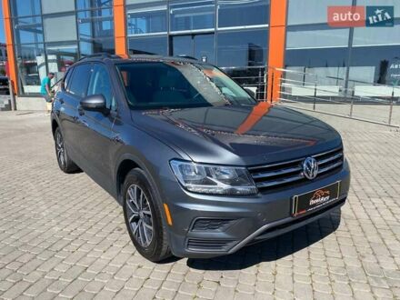 Серый Фольксваген Тигуан, объемом двигателя 2 л и пробегом 172 тыс. км за 14300 $, фото 1 на Automoto.ua