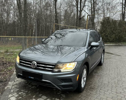 Серый Фольксваген Тигуан, объемом двигателя 2 л и пробегом 167 тыс. км за 18700 $, фото 1 на Automoto.ua