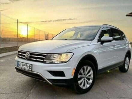 Серый Фольксваген Тигуан, объемом двигателя 2 л и пробегом 107 тыс. км за 16000 $, фото 1 на Automoto.ua