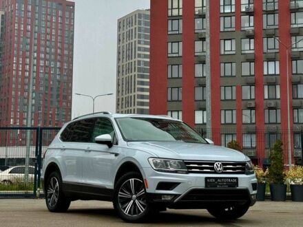 Серый Фольксваген Тигуан, объемом двигателя 2 л и пробегом 77 тыс. км за 19700 $, фото 1 на Automoto.ua