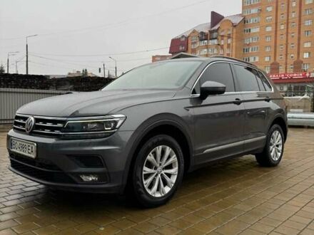 Серый Фольксваген Тигуан, объемом двигателя 1.97 л и пробегом 170 тыс. км за 24900 $, фото 1 на Automoto.ua