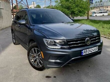 Фольксваген Тигуан 2018 в Виннице на Automoto.ua Серый Фольксваген Тигуан, объемом двигателя 2 л и пробегом 132 тыс. км за 13500 $, фото 1 на Automoto.ua