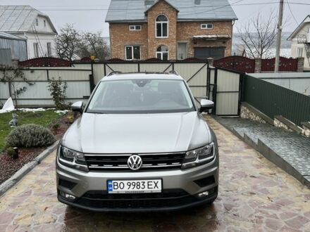 Фольксваген Тігуан 2018 у Тернополі на Automoto.ua Сірий Фольксваген Тігуан, об'ємом двигуна 2 л та пробігом 223 тис. км за 22700 $, фото 1 на Automoto.ua