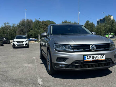 Фольксваген Тигуан 2018 в Днепре (Днепропетровске) на Automoto.ua Серый Фольксваген Тигуан, объемом двигателя 1.4 л и пробегом 167 тыс. км за 19500 $, фото 1 на Automoto.ua